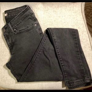 Levis 711 Skinny Jeans